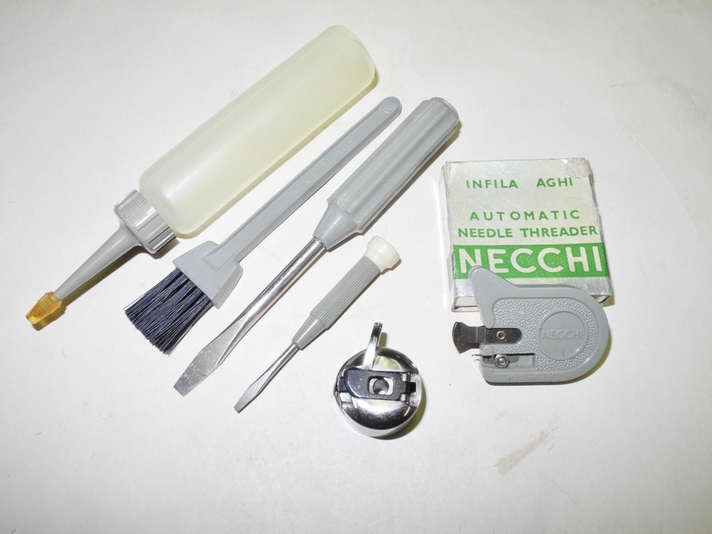 VINTAGE CLASSIC NECCHI SEWING MACHINE ACCESSORY & MAINTENANCE KIT, NICE SHAPE