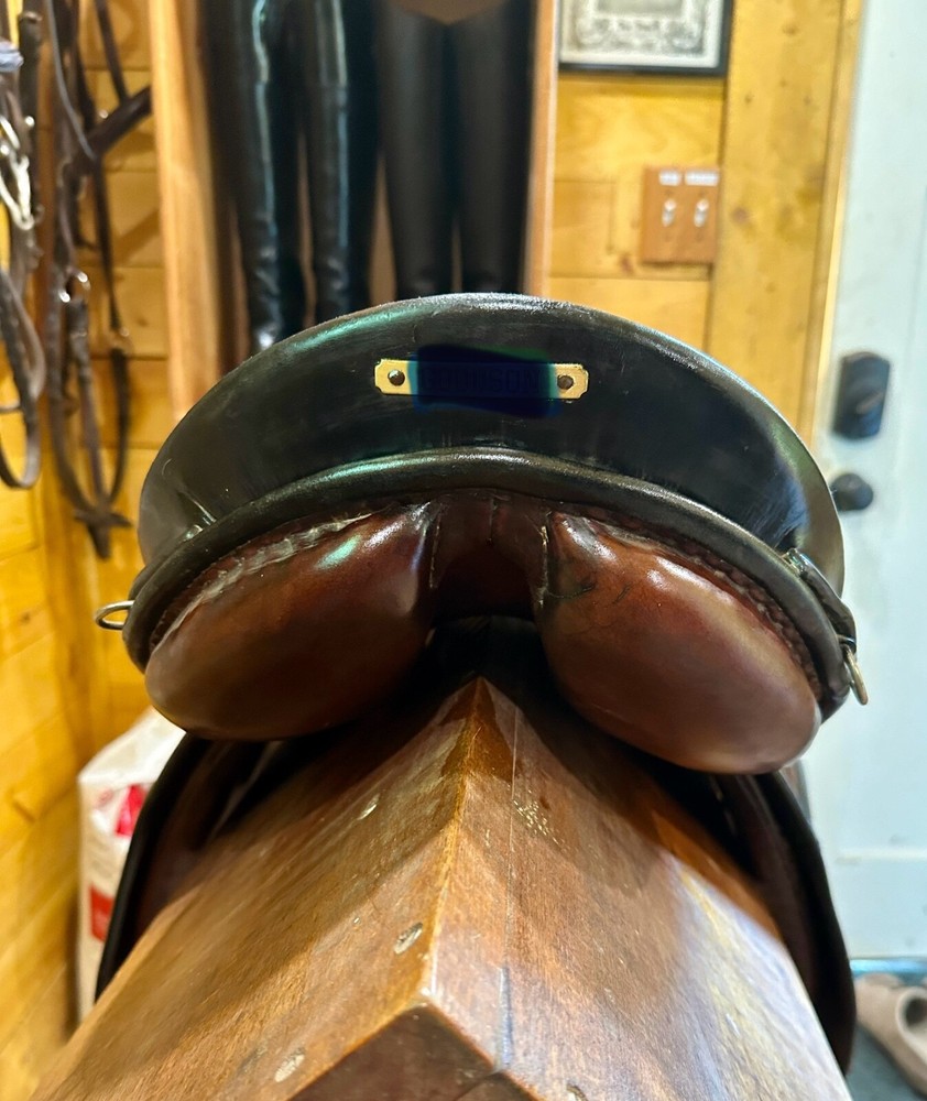 Stubben Two-Tone Imperator Saddle 17.5"