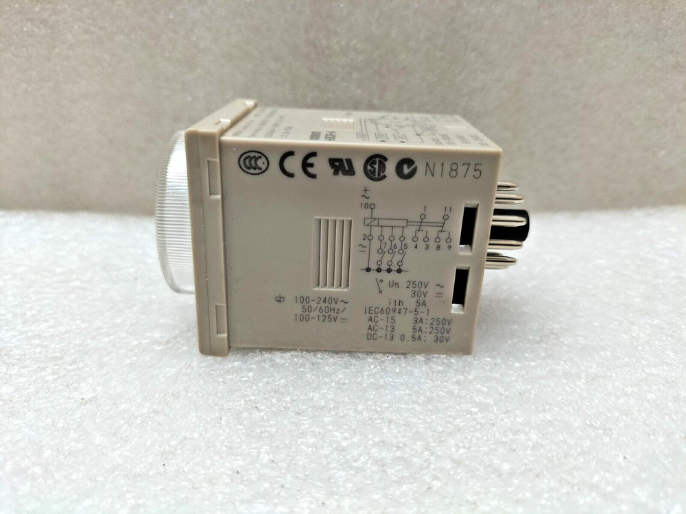 Omron H3CR-A Timer 0-1.2 Min 100-240VAC