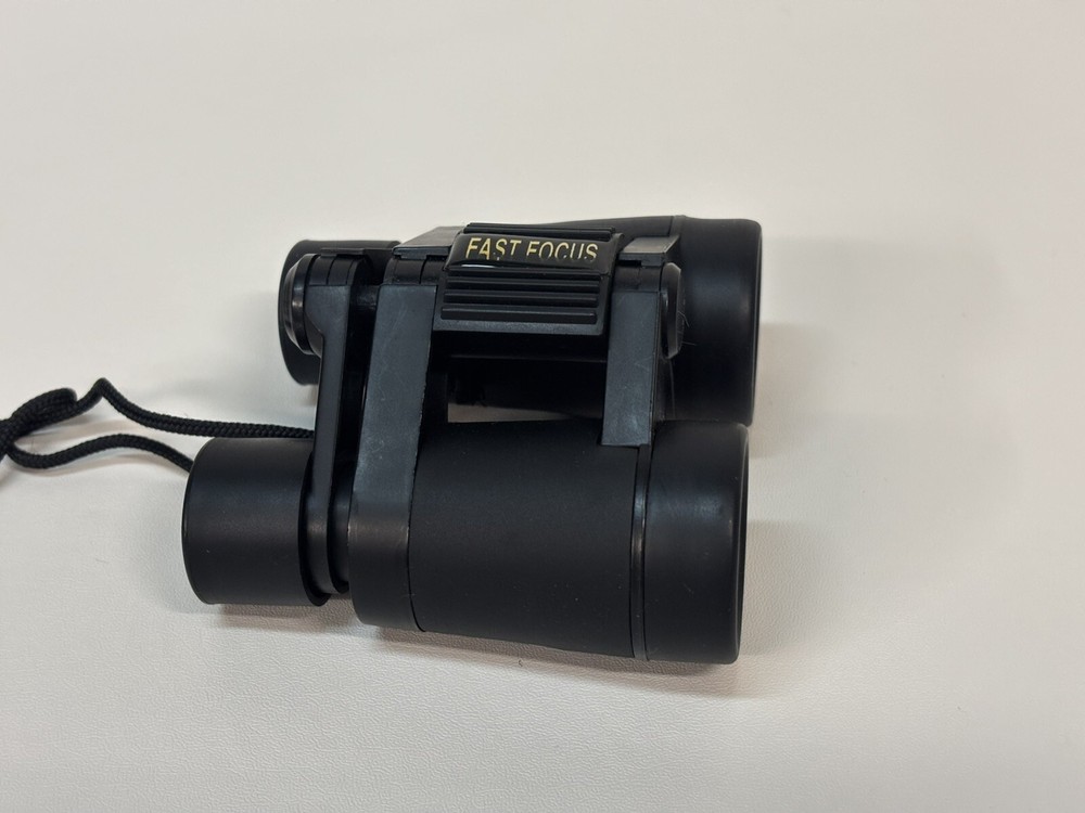 FAST FOCUS Binoculars Powerview 4x30 Coated with Case Compact Black