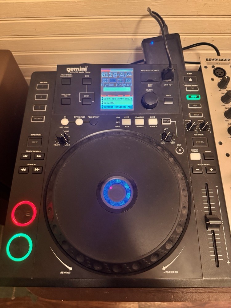 Behringer DJX 700 + Two Gemini CDJ 700s - CDJS - TESTED