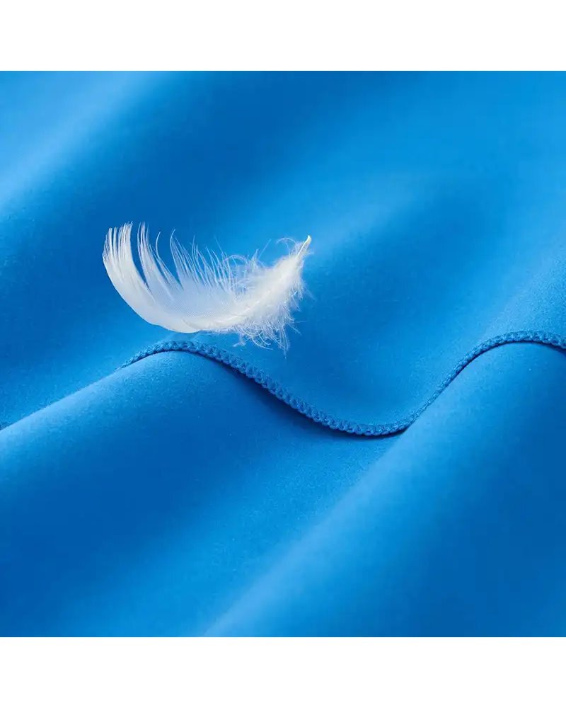 - Fit-Flip Microfiber Towel 30x50 cm, Blue