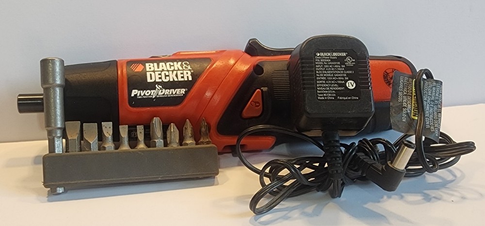 Black And Decker Pivot Driver/ Screw Gun