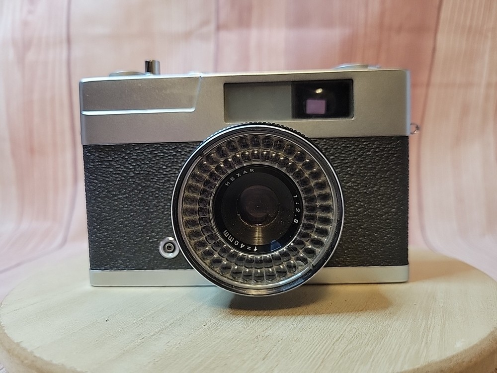 Vintage Wards XP500 35mm Camera