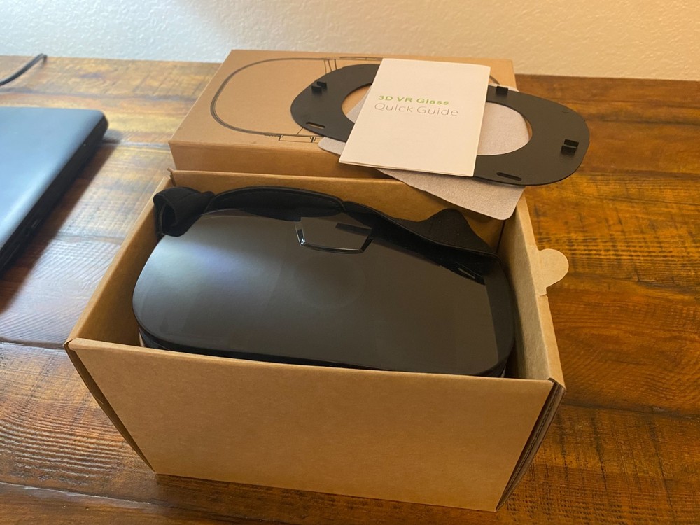 NIB 3D VR Headset Virtual Reality Glasses and Wireless Bluetooth Controller