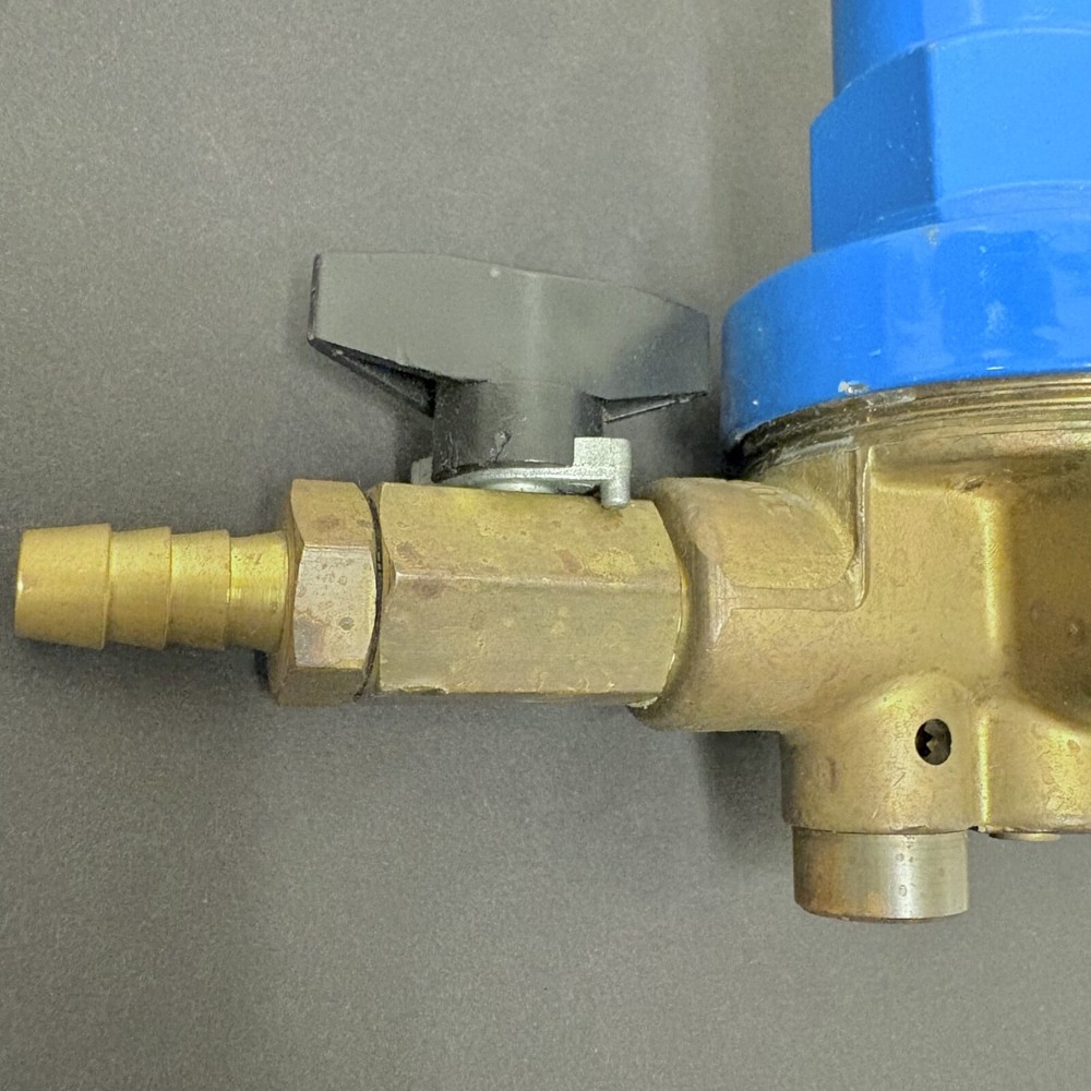 Draught Technologies Compressed Gas Regulator, Model 1000P, 2600 PSIG