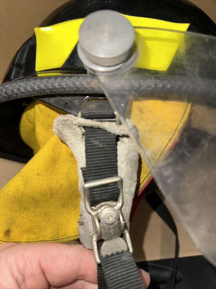 cairns brothers firefighter helmet Unknown Year or Model