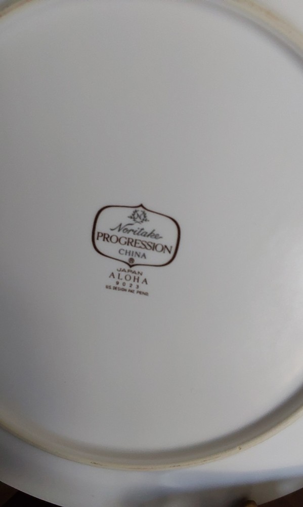 NORITAKE PROGRESSION "ALOHA" 5PC PLACE SETTING DINNERWARE