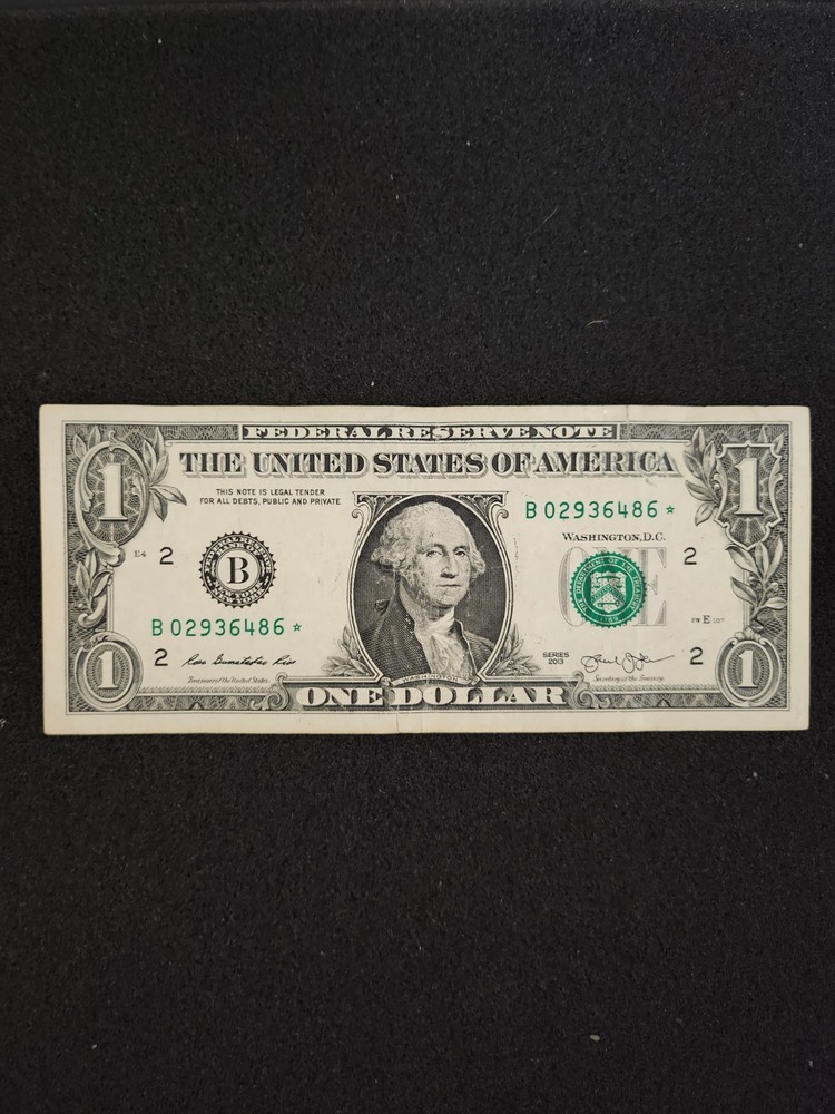 FW 2013 $1 Star Note Seriel # B 02936486*