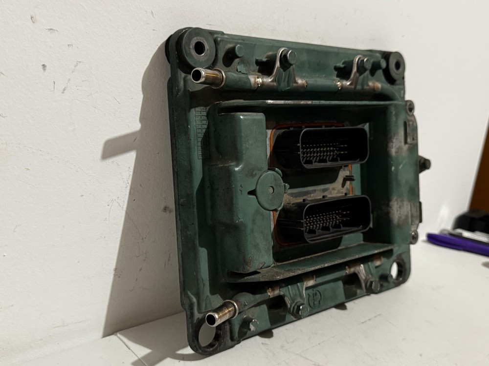 2018 + MACK MP8 VOLVO D13 ECM 22518042 ECU ENGINE CONTROL MODULE Needs Program