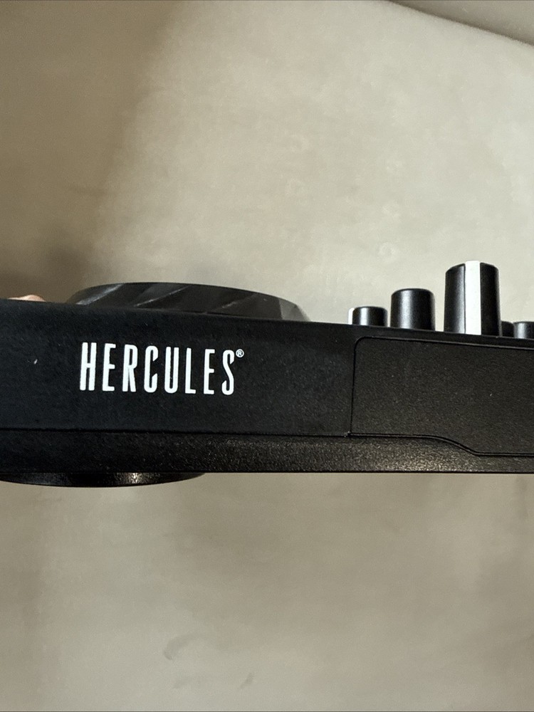 Hercules DJControl Instinct P8 Party Pack