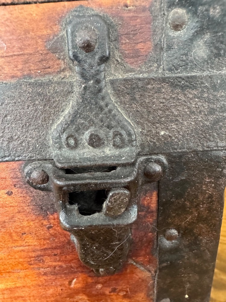 Antique circa 1870-1890 Primitive tool trunk