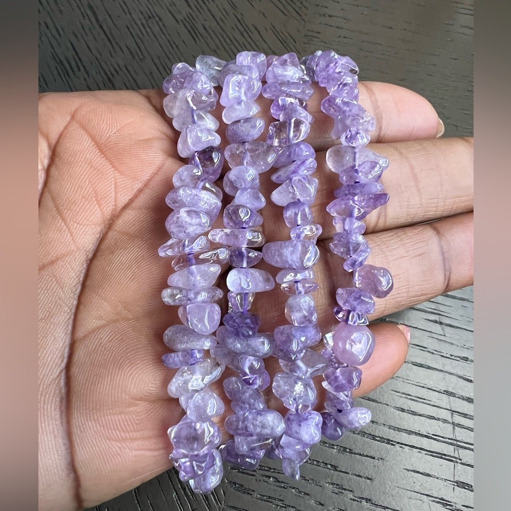 (ONE) Amethyst chip bracelet SIZE 6.5-7,