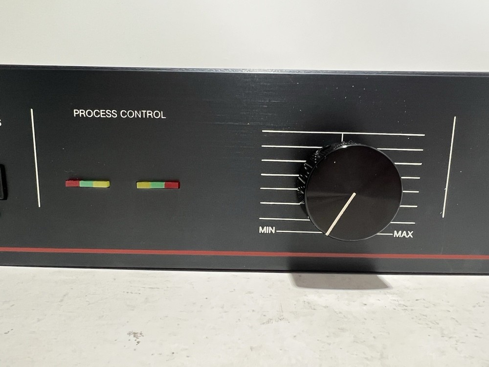 Barcus-Berry 2002R Stereo Processor in Box