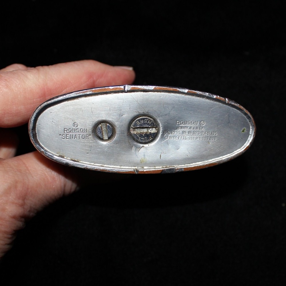Vintage Ronson Senator Lighter Alligator Finish Needs A Wick