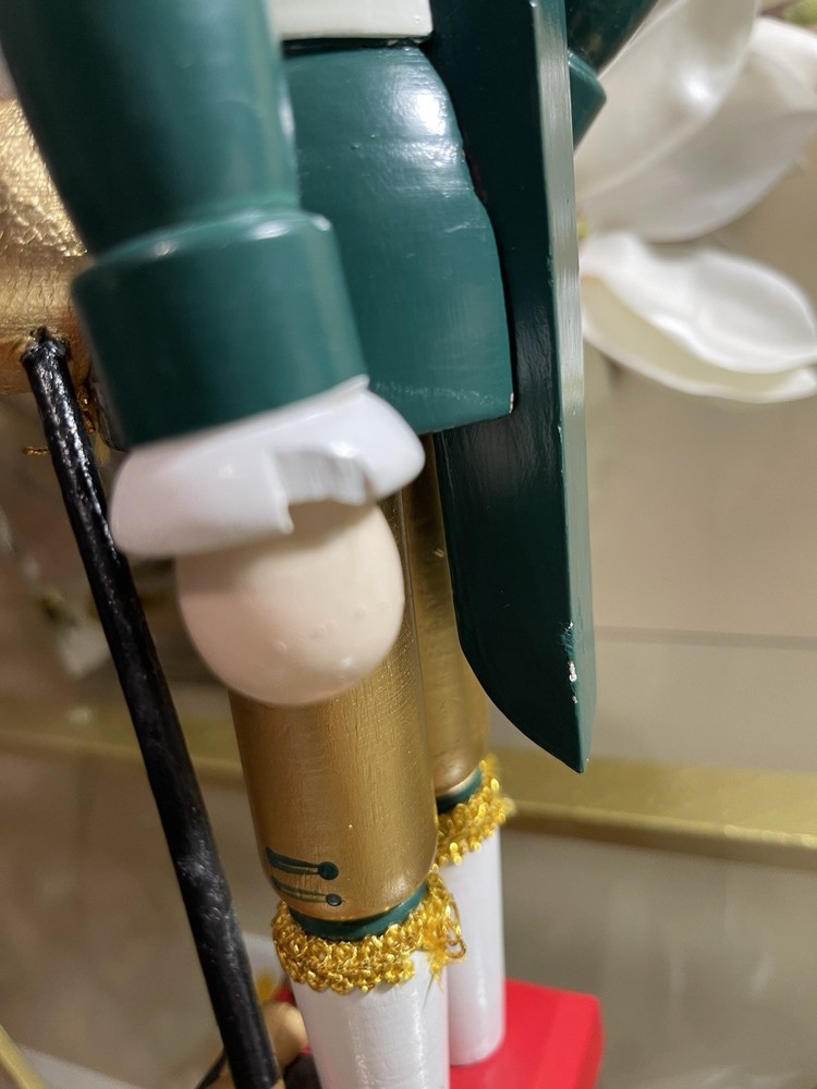 VINTAGE NUTCRACKER RARE PIECE AS IS