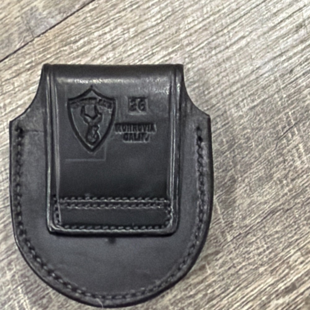Safariland 26 Open Handcuff Case USA