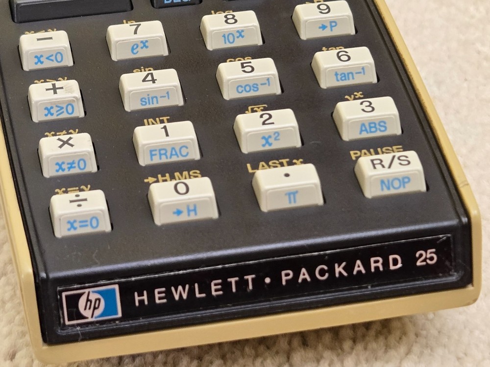 HP-25 Scientific RPN Calculator, Hewlett Packard, fully functional