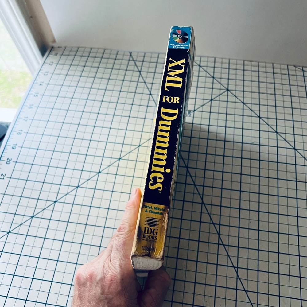 XML For Dummies Reference Guide 1997 with CD-ROM IDG Websites Vintage Computing