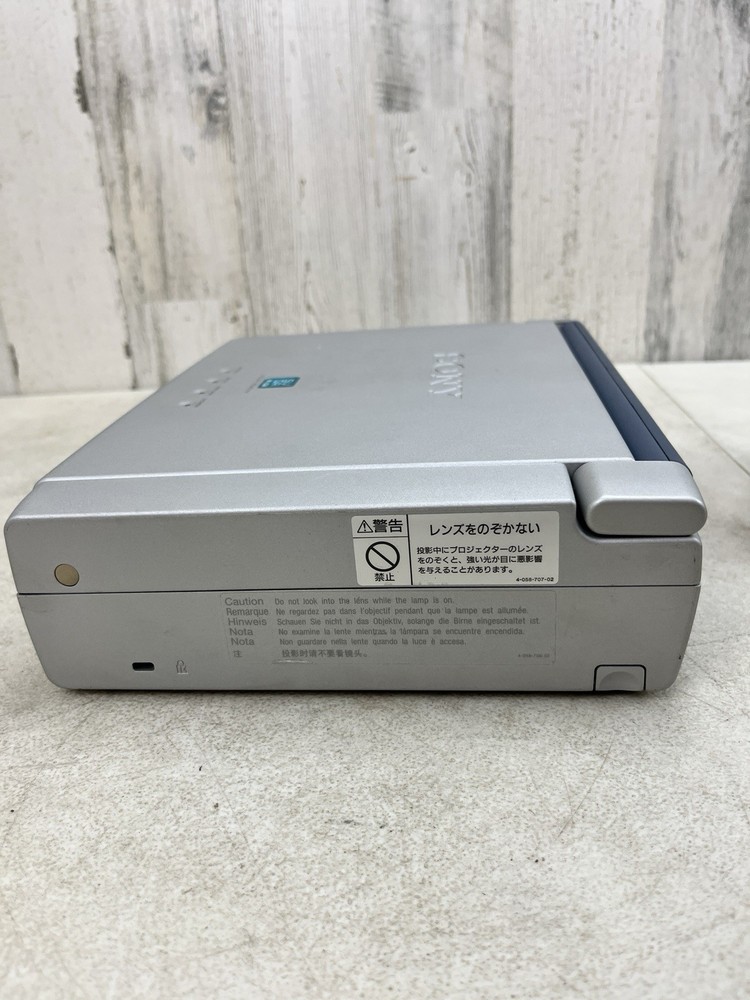 Sony LCD Portable Projector SCGA VPL-CS4 Tested/Working w/Remote & Cables