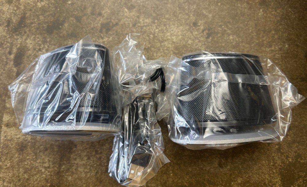 Amazon Basics USB Powered PC Speakers V620 Black Computer Desktop Audio