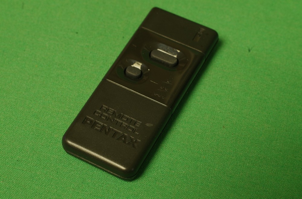 Pentax Remote Control E Wireless Shutter Release for Pentax Cameras Black