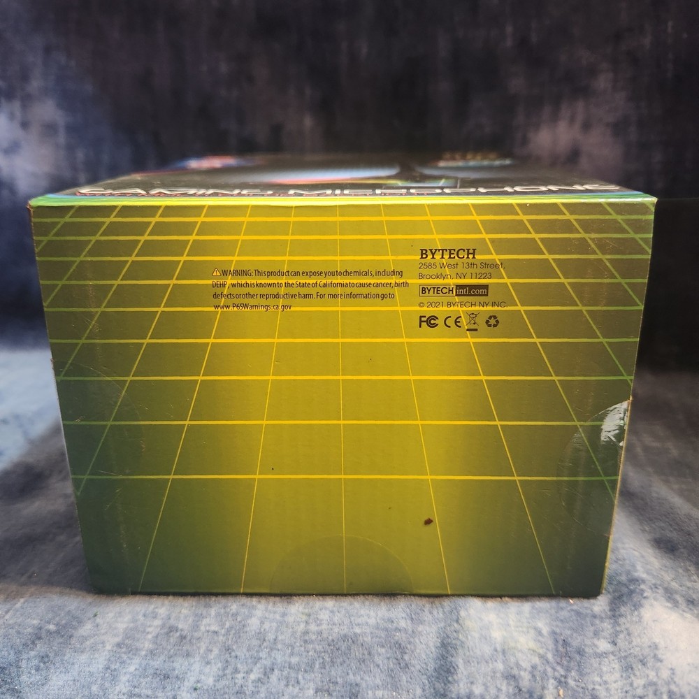 Gaming Microphone With Color Changing LED Backlight. BYTECH mulitcolor