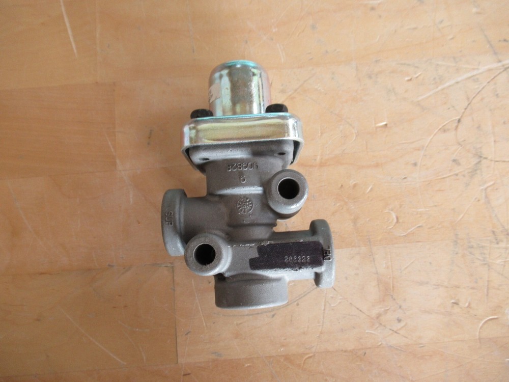 BENDIX 288323 - PR-4 Pressure Protection Valve