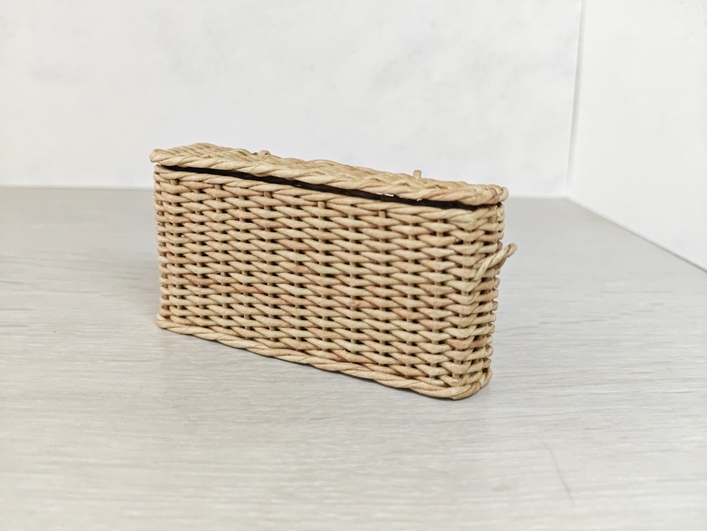 1:12 dollhouse wicker oversized rectangular narrow storage lidded basket
