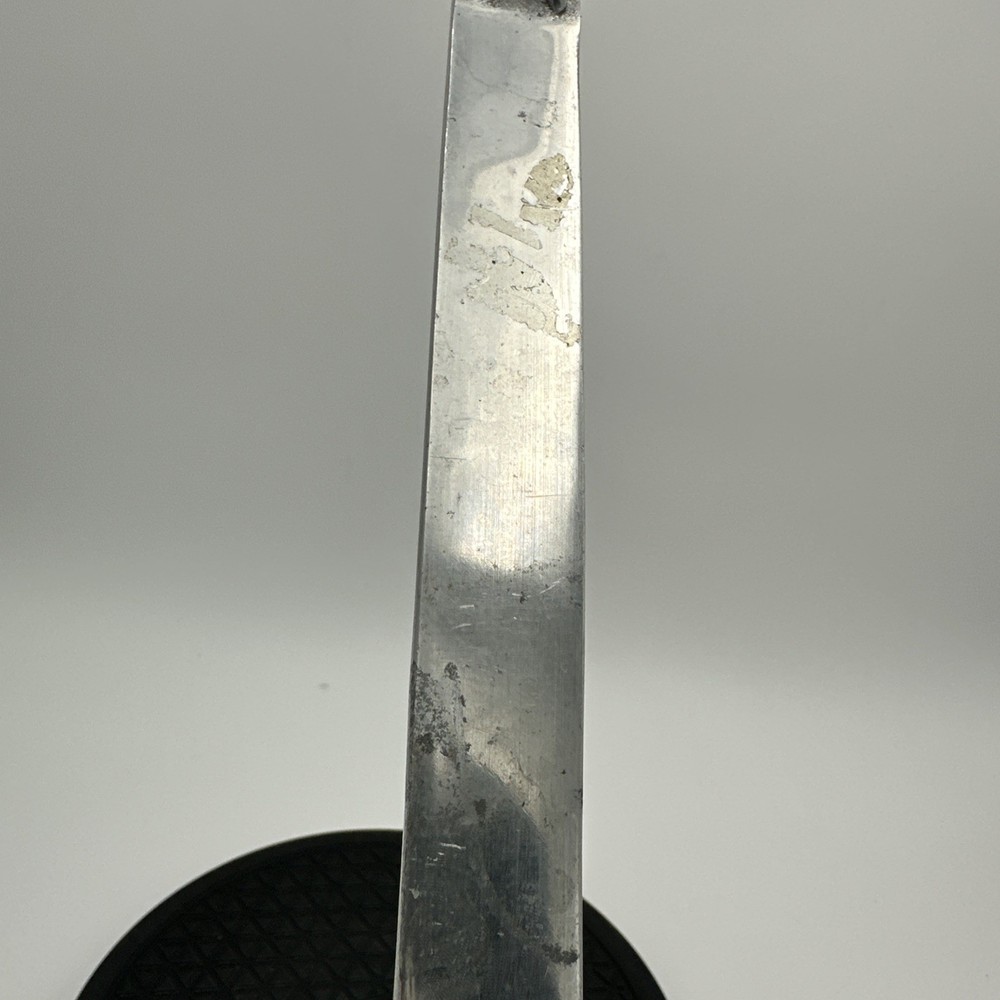 Cast Silvertone Metal Bee Salad Spoon and Fork Serving Set