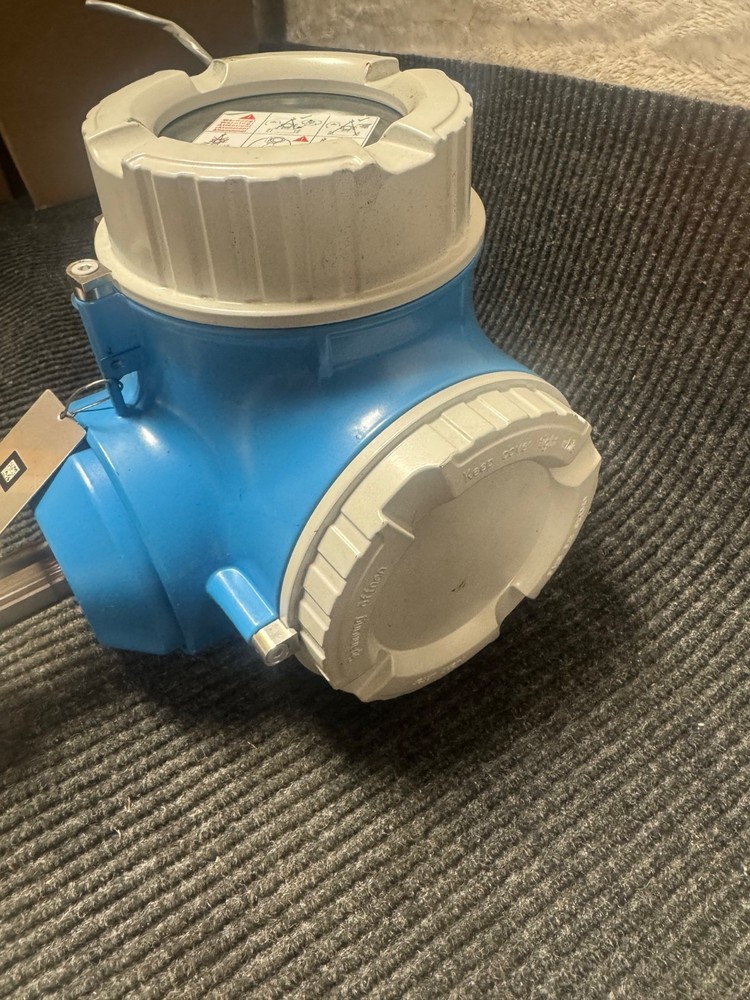 Endress Hauser Flow Meter T Mass 300 Great Condition!