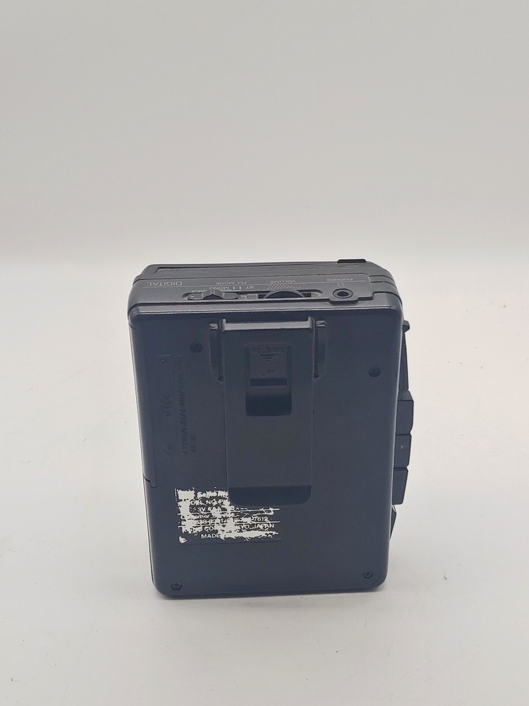 Seiko SLL Digital Tuning System Cassette Tape Player