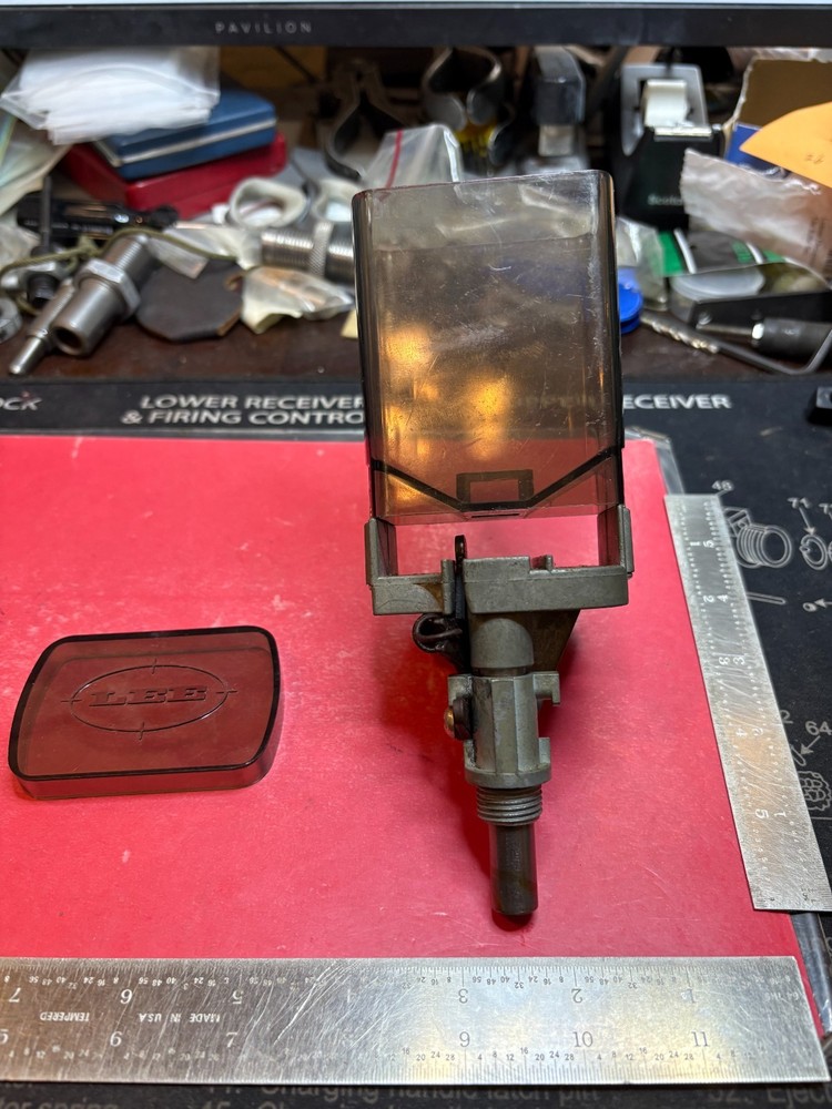 Lee AUTO Disk Powder Measure Lot#107