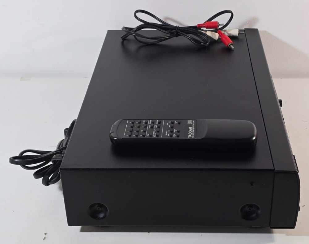 TASCAM CD-150 Rack Mountable CD Player With Remote (Fully Tested/Working)