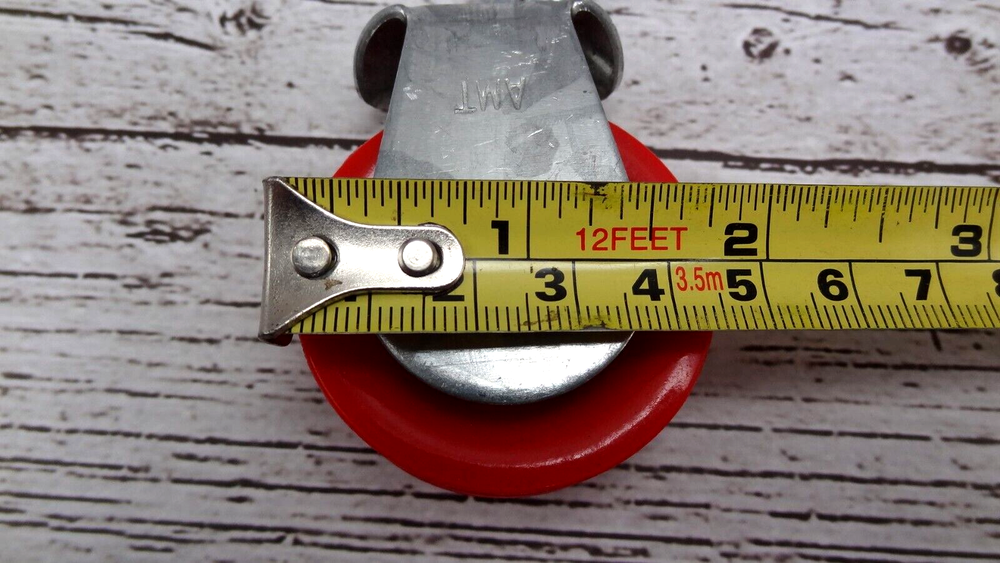 AMT Nylon Pulley With Swivel 1-3/4