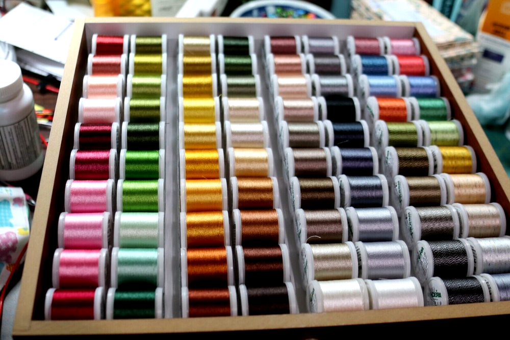 Madeira Thread Treasure Chest Full Thread Set BRAND NEW Complete 2 Extra Spools!