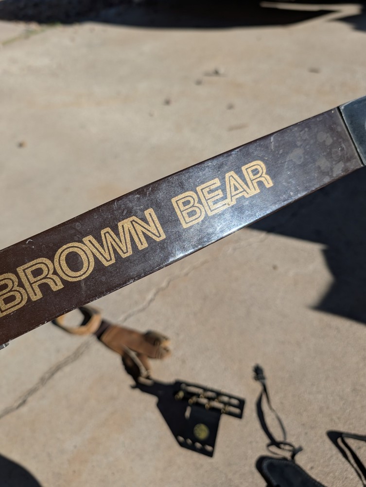 Brown Bear AMO Compound String Length 37 Bow - VINTAGE