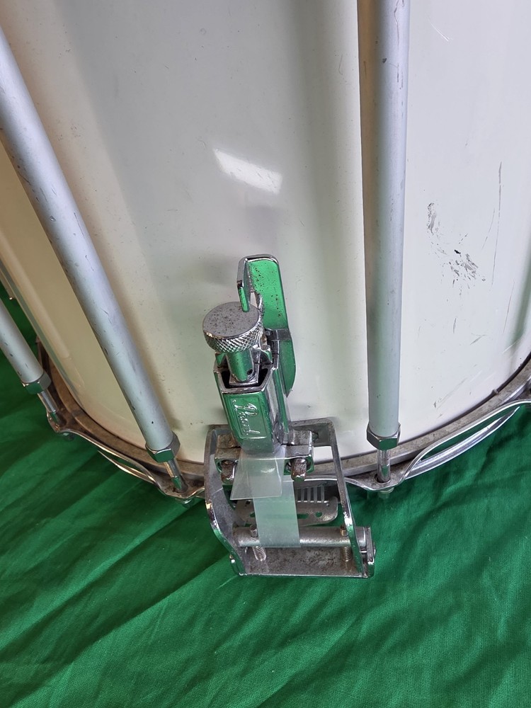 Pearl 15" Marching Snare Drum