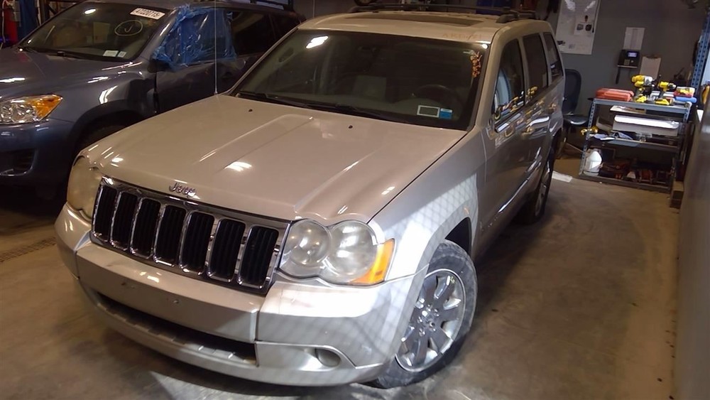 Fob/Remote Five Button Fits 08-10 COMMANDER 11548741