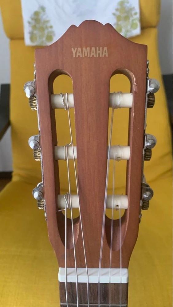 Yamaha GL- Mini Classical Guitar With Soft Case, Strings Replaced