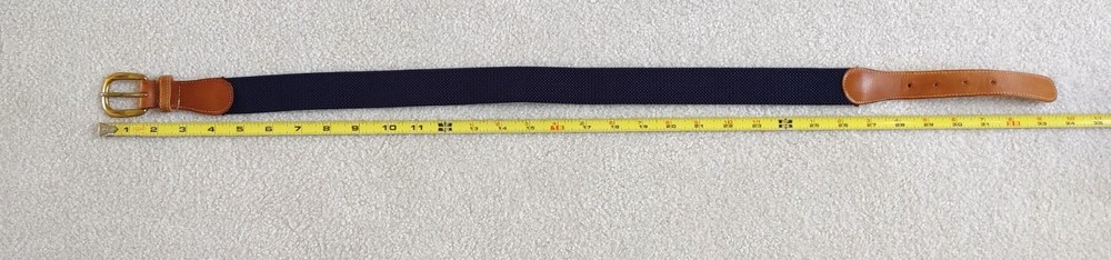 WOMANS NAVY BLUE STRETCH BELT