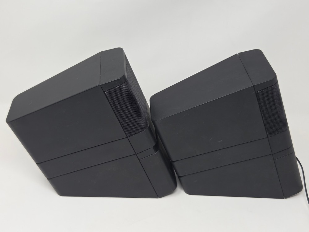 Bose MediaMate Computer Speakers Pair Black Stereo Audio System