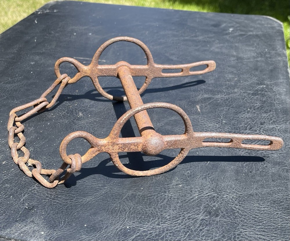 ANTIQUE VINTAGE HORSE BIT