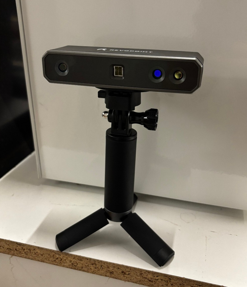 Revopoint MINI 3D Scanner with Rotary Base + Dual-Axis Turntable II