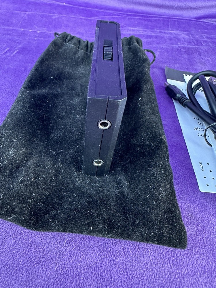 Native Instruments TRAKTOR Audio 2 MK2 - Portable Audio / DJ Interface