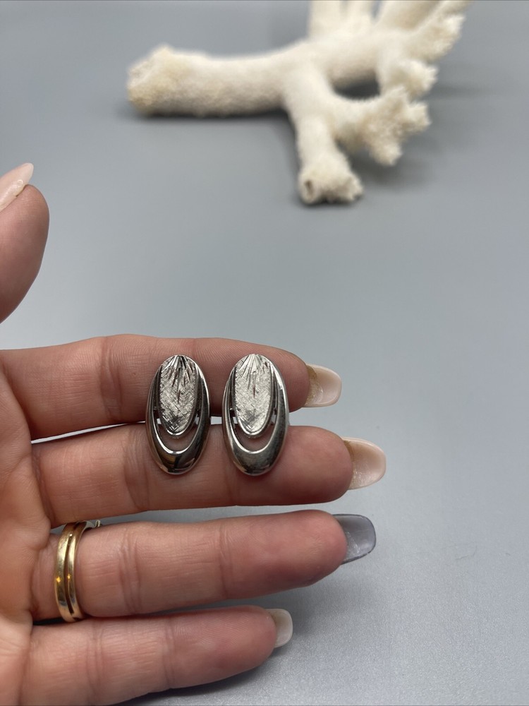 Stunning Vintage Silvertone Cuff links #T49