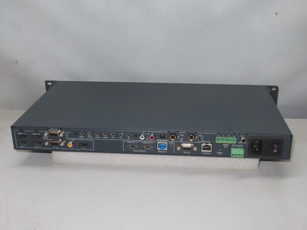 Kramer VP-773AMP Presentation Switcher/Scaler