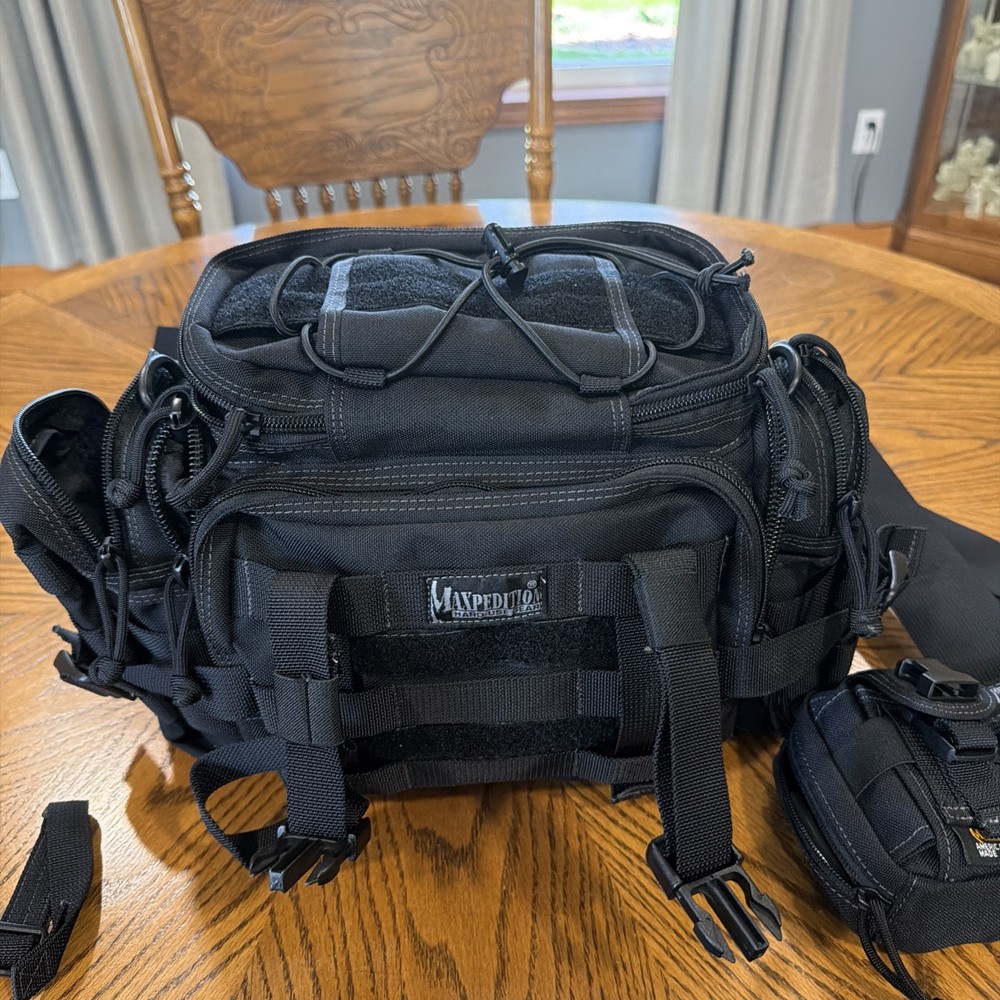 Maxpedition SABERCAT black with keystone versipack and extras- very RARE Bundle