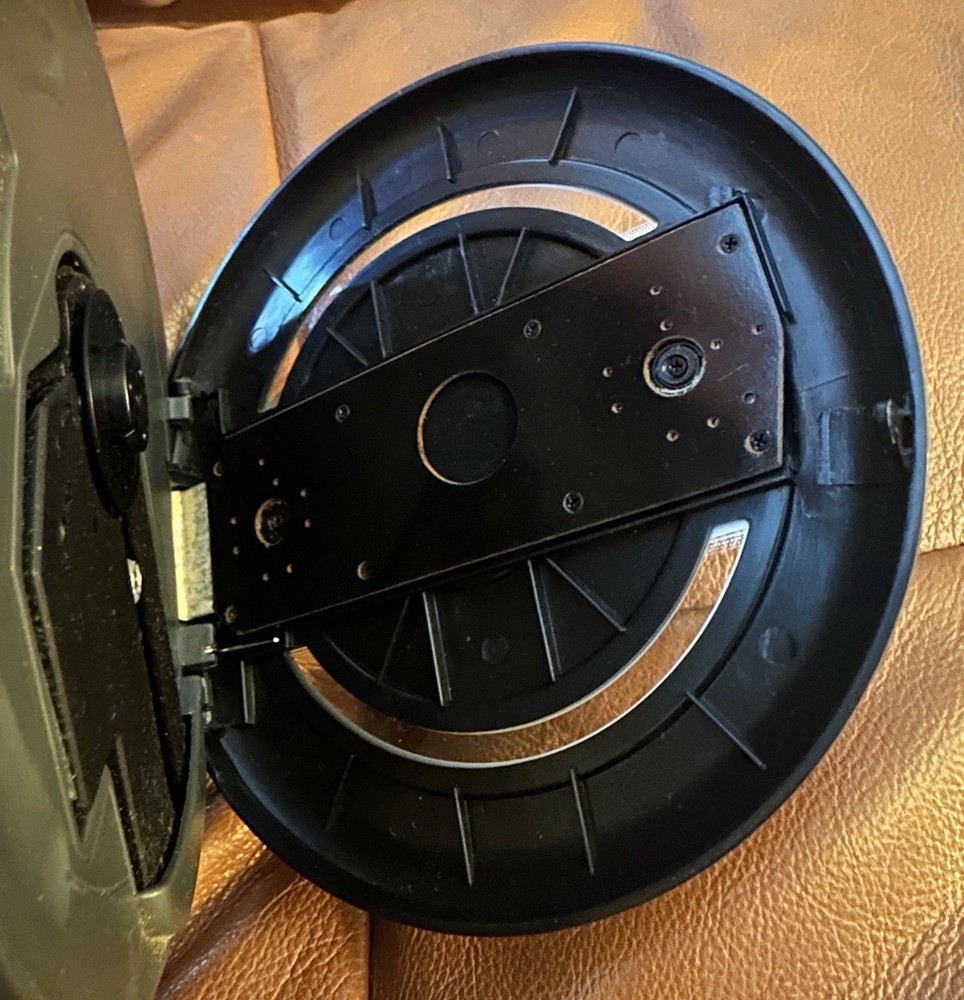 GPX Portable Personal Compact Disc Player Model PC308B - Tested & Working