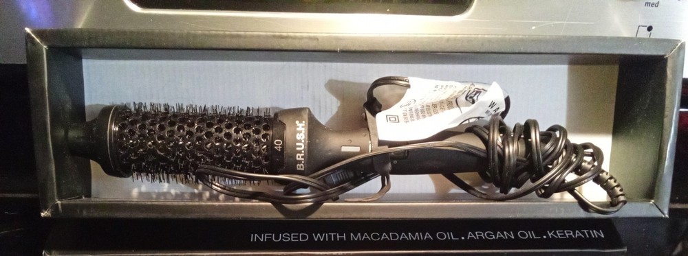 B.R.U.S.H. 40mm Curling Brush